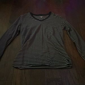 Ultra soft and stretchy size M Great Northwest long sleeve top